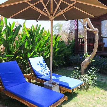 Uma Hostel Lembongan Esterno foto